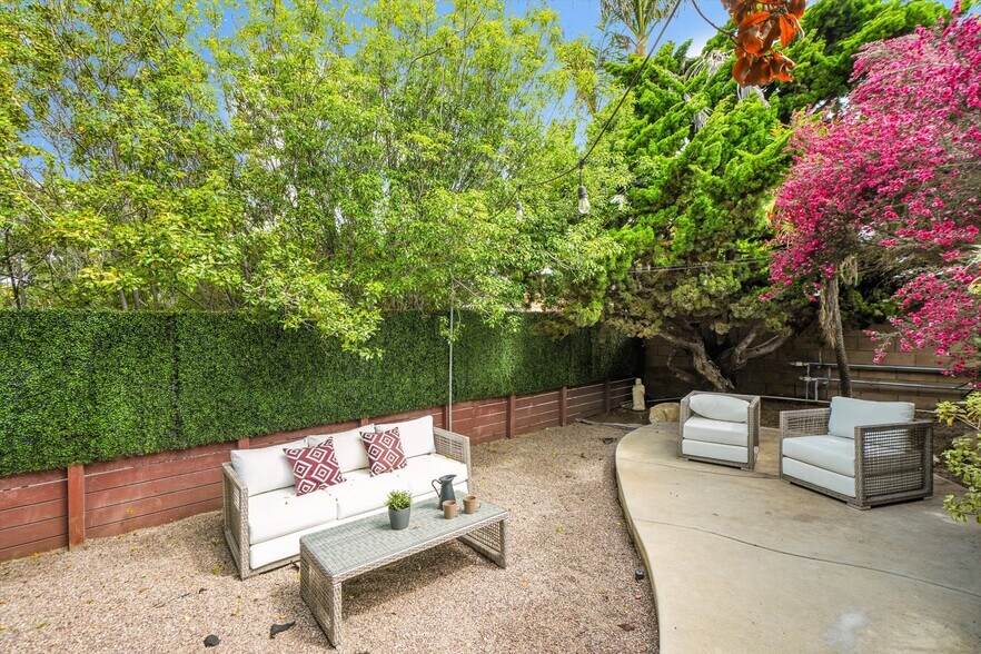 More Photos Of 828 Hill St, Santa Monica Apartments For Sale