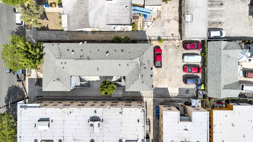 More Photos Of 1350 S Burlington Ave, Los Angeles Multifamily For Sale