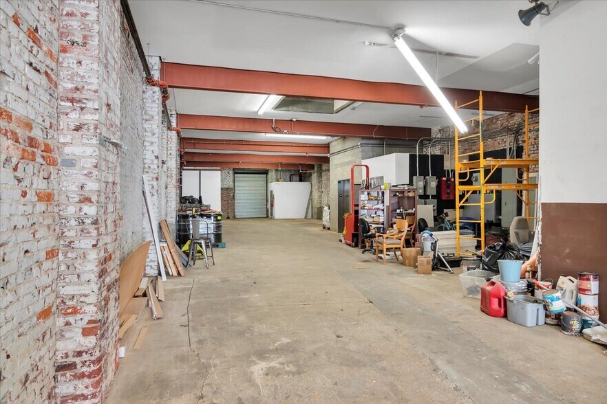 More Photos Of 1314-1316 S Howard St, Philadelphia Manufacturing For Sale