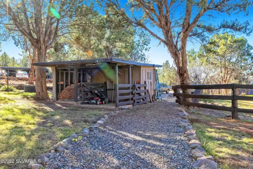 More Photos Of 225 Chimney Rock Trl, Sedona Apartments For Sale