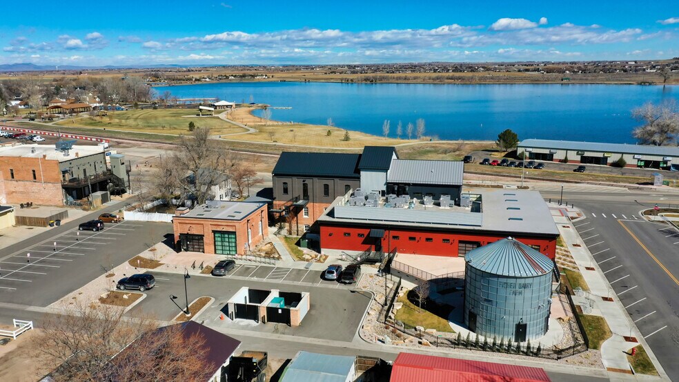 More Photos Of 301 Main St, Windsor Restaurant For Lease