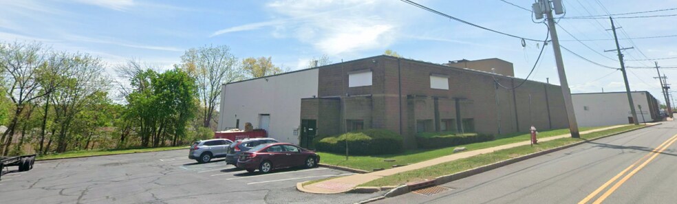 More Photos Of 301-325 Division St, Boonton Warehouse For Sale
