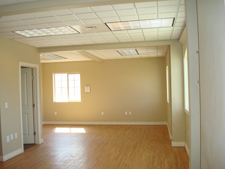 More Photos Of 1605 S Kimball, Caldwell Medical For Lease