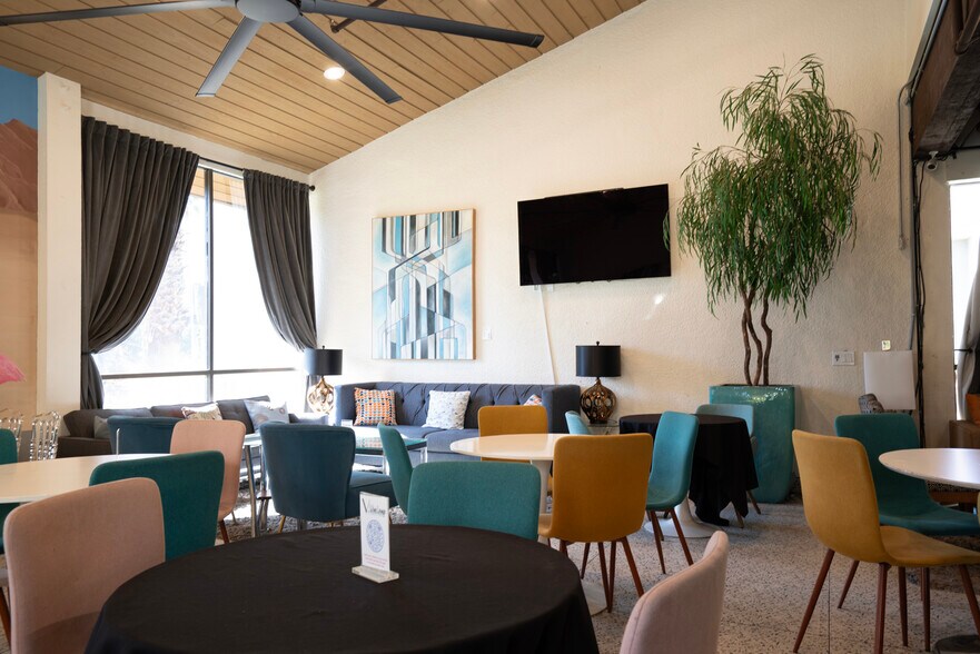 More Photos Of , Palm Springs Office For Sale