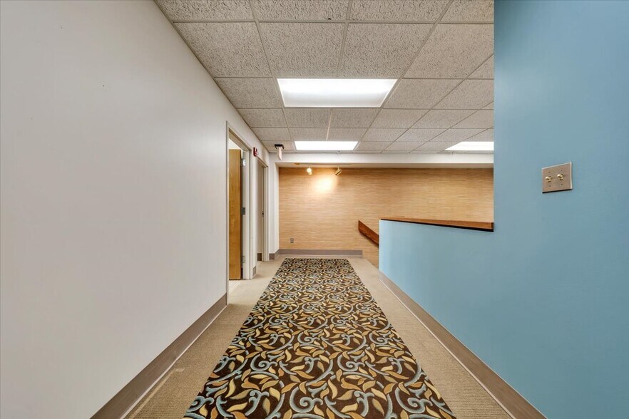 More Photos Of 202-204 S Jefferson St SE, Roanoke Office For Sale