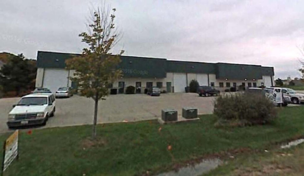 More Photos Of 1801-1803 Holian Dr, Spring Grove Manufacturing For Lease