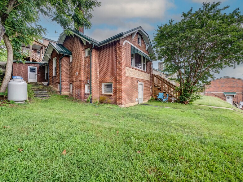 More Photos Of 271 Wallace Cir, Boone Apartments For Sale