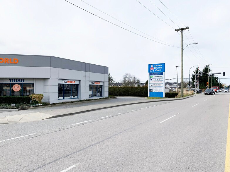 More Photos Of 11120 Bridgeport Rd, Richmond Warehouse For Lease