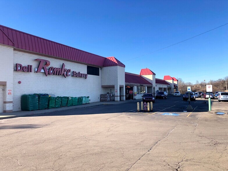 More Photos Of 3950-3960 Turkeyfoot Rd, Erlanger Supermarket For Sale