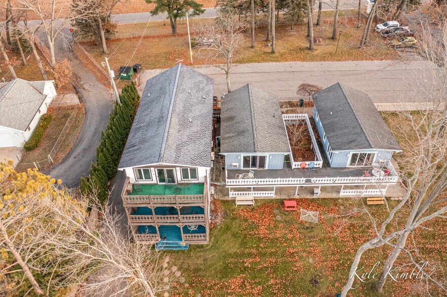 More Photos Of 104 W Houghton Lake Dr, Prudenville Hotel For Sale