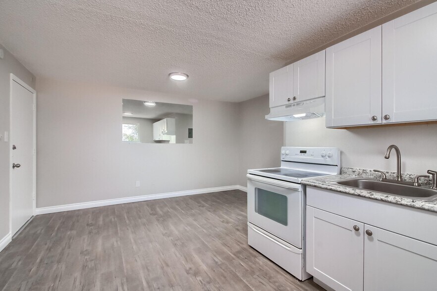 More Photos Of 9407 E 17th Ave, Aurora Apartments For Sale