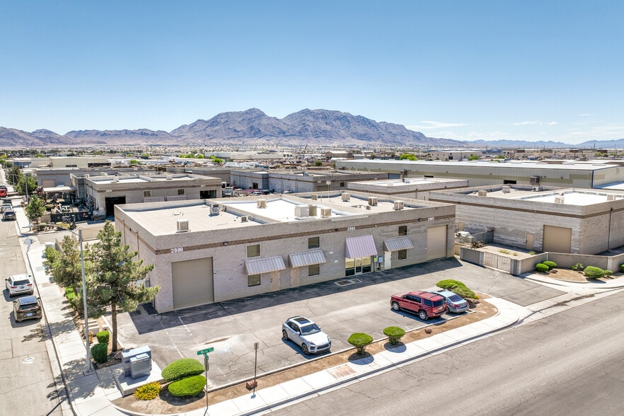 More Photos Of 2984 Marco St, Las Vegas Light Manufacturing For Sale