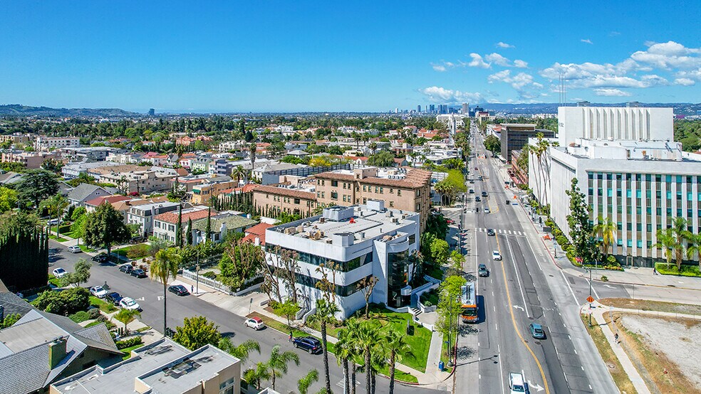 More Photos Of 4160 Wilshire Blvd, Los Angeles Medical For Lease