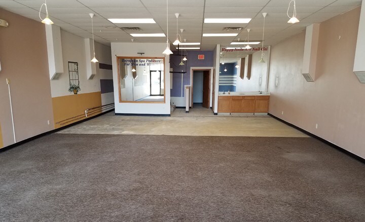 More Photos Of 1800 E 23rd St, Lawrence Unknown For Sale