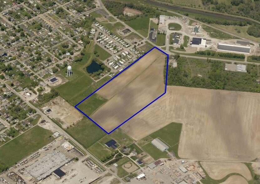 Primary Photo Of Robinson Rd rd, Washington Court House Land For Sale