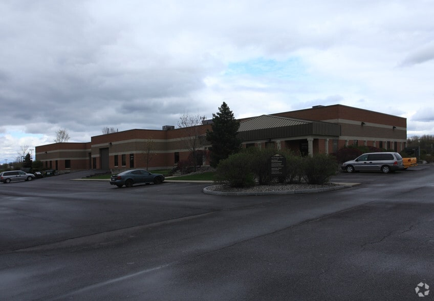 More Photos Of 17 Technology Pl, East Syracuse Office For Lease
