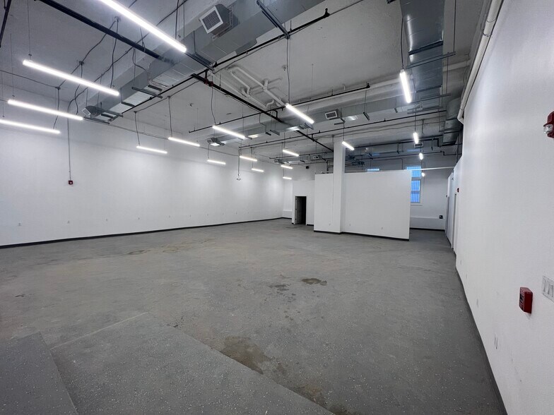 More Photos Of 872 Bergen Ave, Jersey City Apartments For Lease