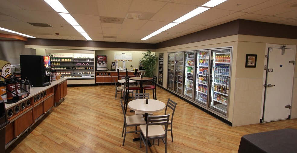 More Photos Of 700 E Butterfield Rd, Lombard Office For Lease