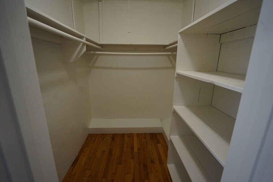 More Photos Of 1510 18th St, Sacramento Apartments For Sale