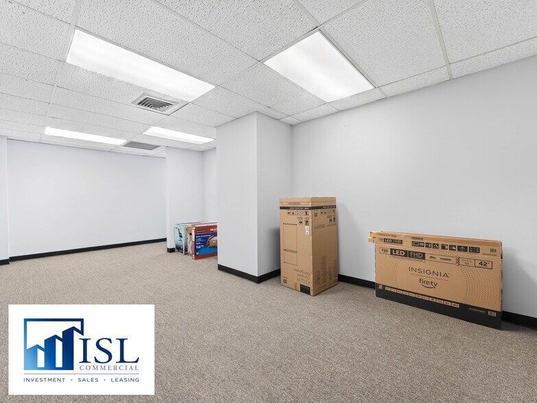 More Photos Of 1200 E Hillcrest St, Orlando Office For Lease