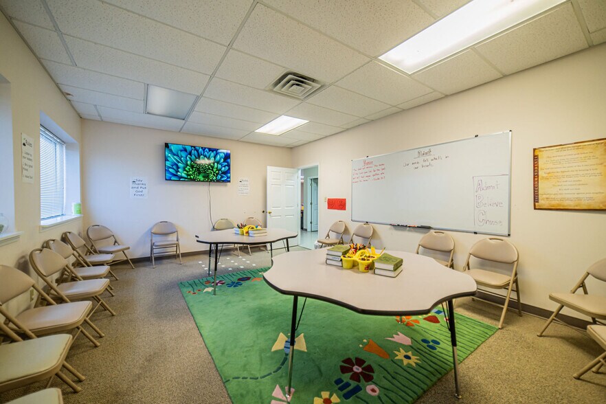 More Photos Of 3530 Park Plaza Rd, Paducah Warehouse For Sale