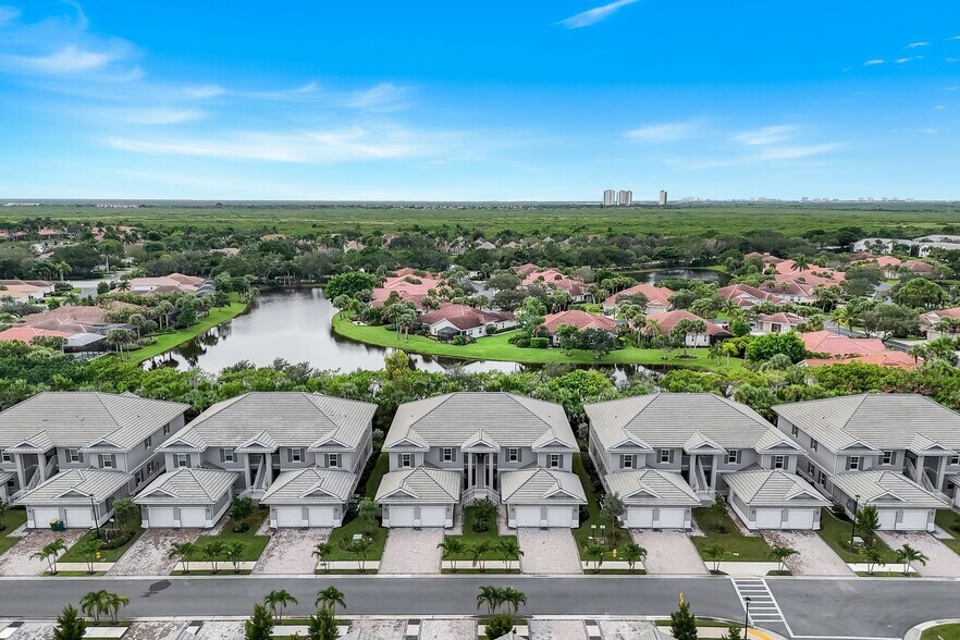 More Photos Of 286 Indies Dr E, Naples Multifamily For Sale