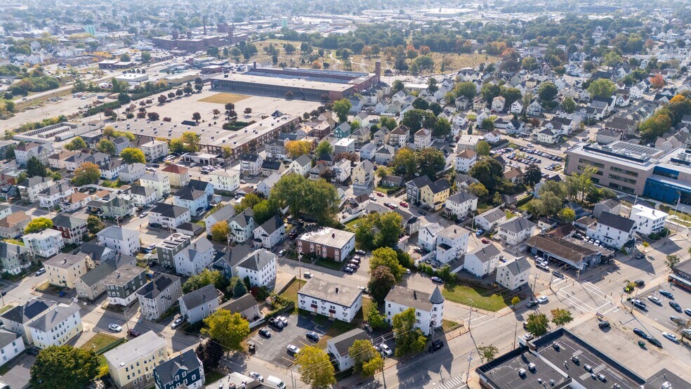 More Photos Of 25 Margaret St, Pawtucket Apartments For Sale