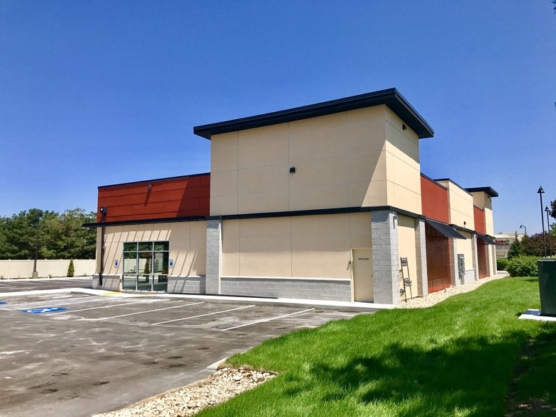 More Photos Of 2976 E Overland Rd, Meridian Storefront Retail Office For Lease