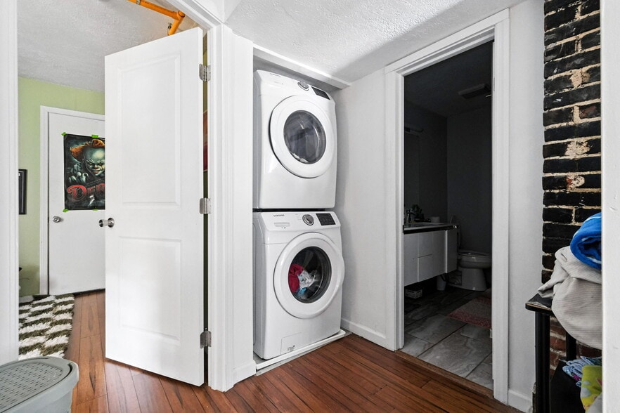 More Photos Of 3105 Brereton St, Pittsburgh Storefront Retail Residential For Sale