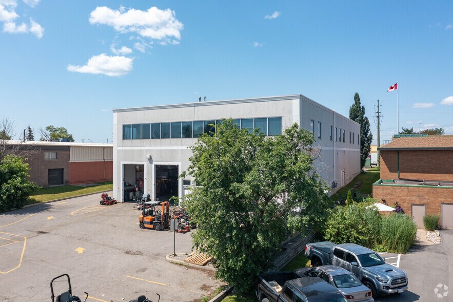 More Photos Of 1053 Brock Rd, Pickering Office For Lease