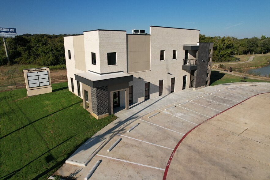 More Photos Of 2870 SW Wilshire Blvd, Burleson Unknown For Lease