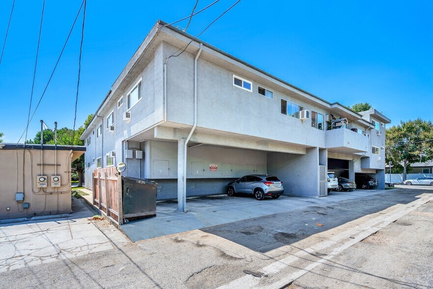 More Photos Of 11825 National Blvd, Los Angeles Apartments For Sale
