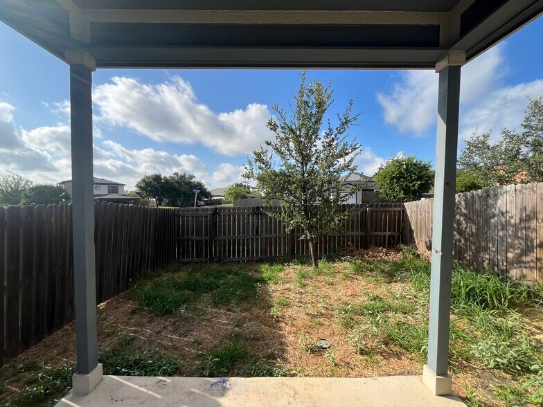 More Photos Of 7002 Donovan Way, San Antonio Apartments For Sale