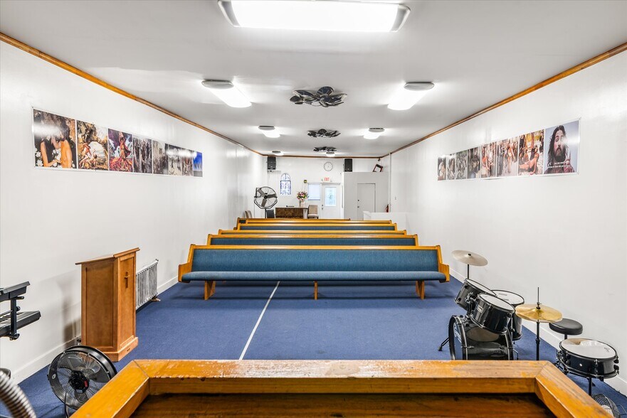 More Photos Of 119-07 Sutphin Blvd, Jamaica Religious Facility For Sale