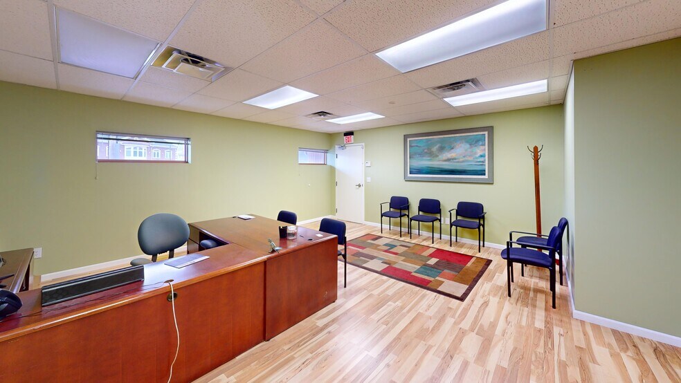 More Photos Of 2739 E Grand River Ave, Howell Medical For Sale