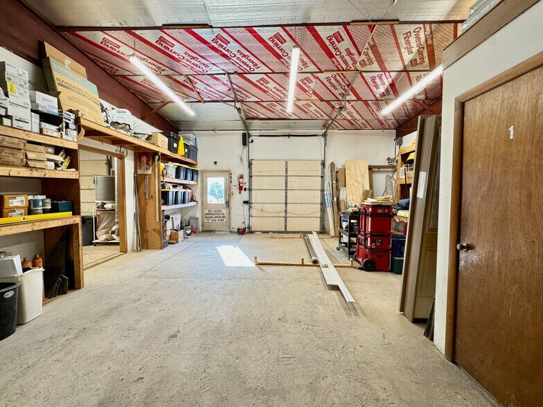 More Photos Of 424 PA-390, Tafton Flex For Sale