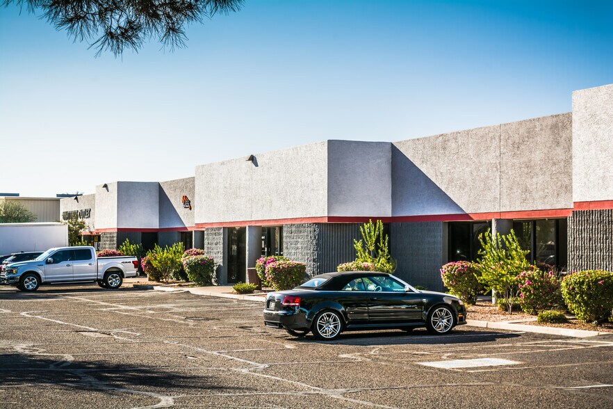 More Photos Of 2330 W University Dr, Tempe Unknown For Lease