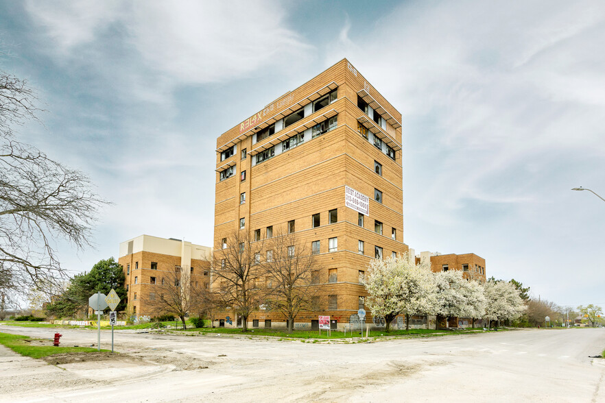 Primary Photo Of 200 Highland St, Highland Park Healthcare For Sale