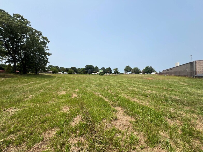 More Photos Of 0 N Cannon Blvd, Landis Land For Sale