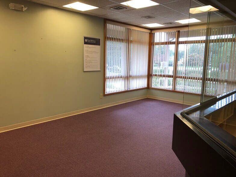 More Photos Of 1510 Cornwall Rd, Lebanon Medical For Sale