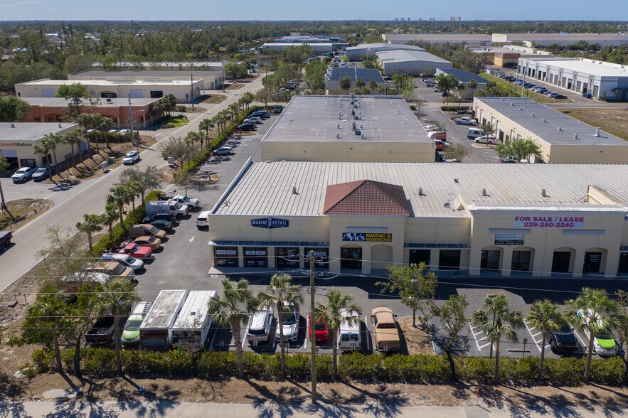 More Photos Of 17000 Alico Commerce Ct, Fort Myers Flex For Sale