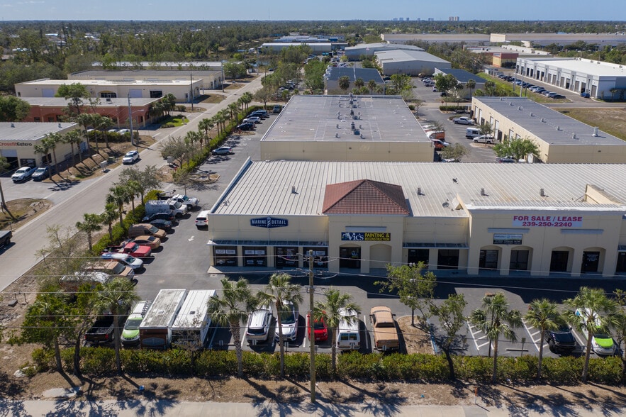 More Photos Of 17000 Alico Commerce Ct, Fort Myers Flex For Sale