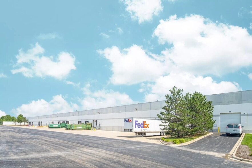 More Photos Of 3701-3781 Burwood Dr, Waukegan Manufacturing For Lease