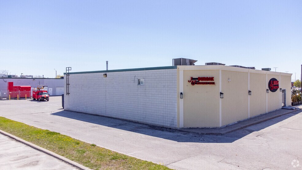 More Photos Of 50 Anderson Ave, Markham Light Distribution For Lease