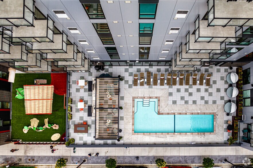 More Photos Of 650 Portland Ave S, Minneapolis Apartments For Lease