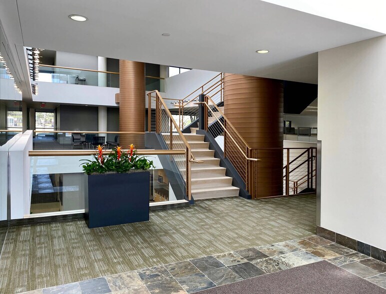 More Photos Of 6499 University Ave NE, Fridley Office For Lease