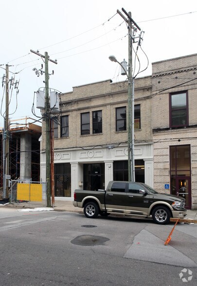 More Photos Of 108 Grace St, Wilmington Storefront Retail Office For Lease