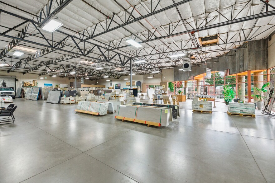 More Photos Of 1325 Capital Blvd, Reno Showroom For Sale