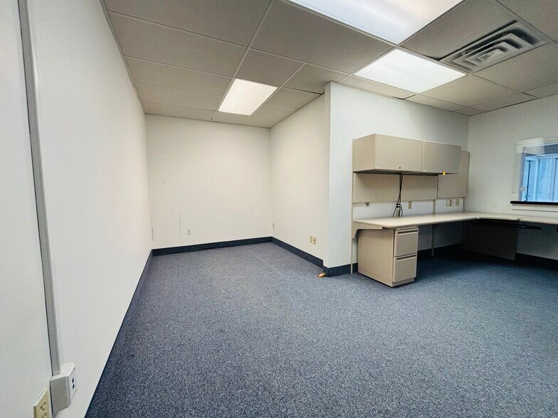 More Photos Of 789 Main St, Great Barrington Medical For Sale