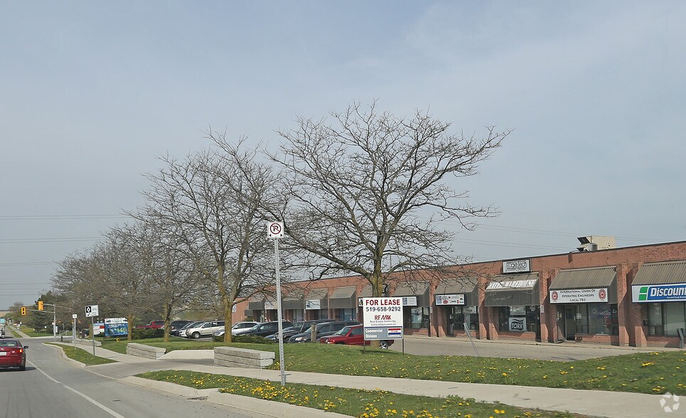 More Photos Of 100 Sheldon Dr, Cambridge Showroom For Lease